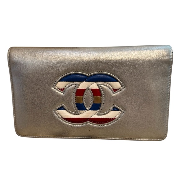 Chanel Airline Silver Metallic Striped CC Wallet - Picture 1 of 11